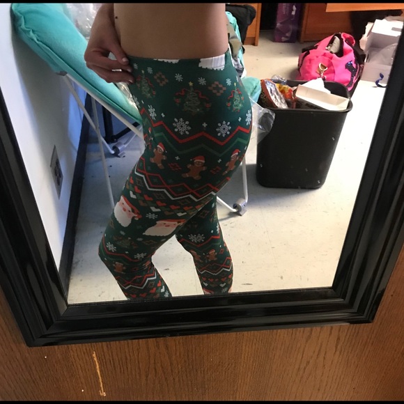 Christmas Leggings! - Picture 4 of 6